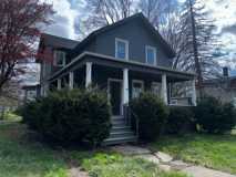 320 10th Street - Photo 1 of 1