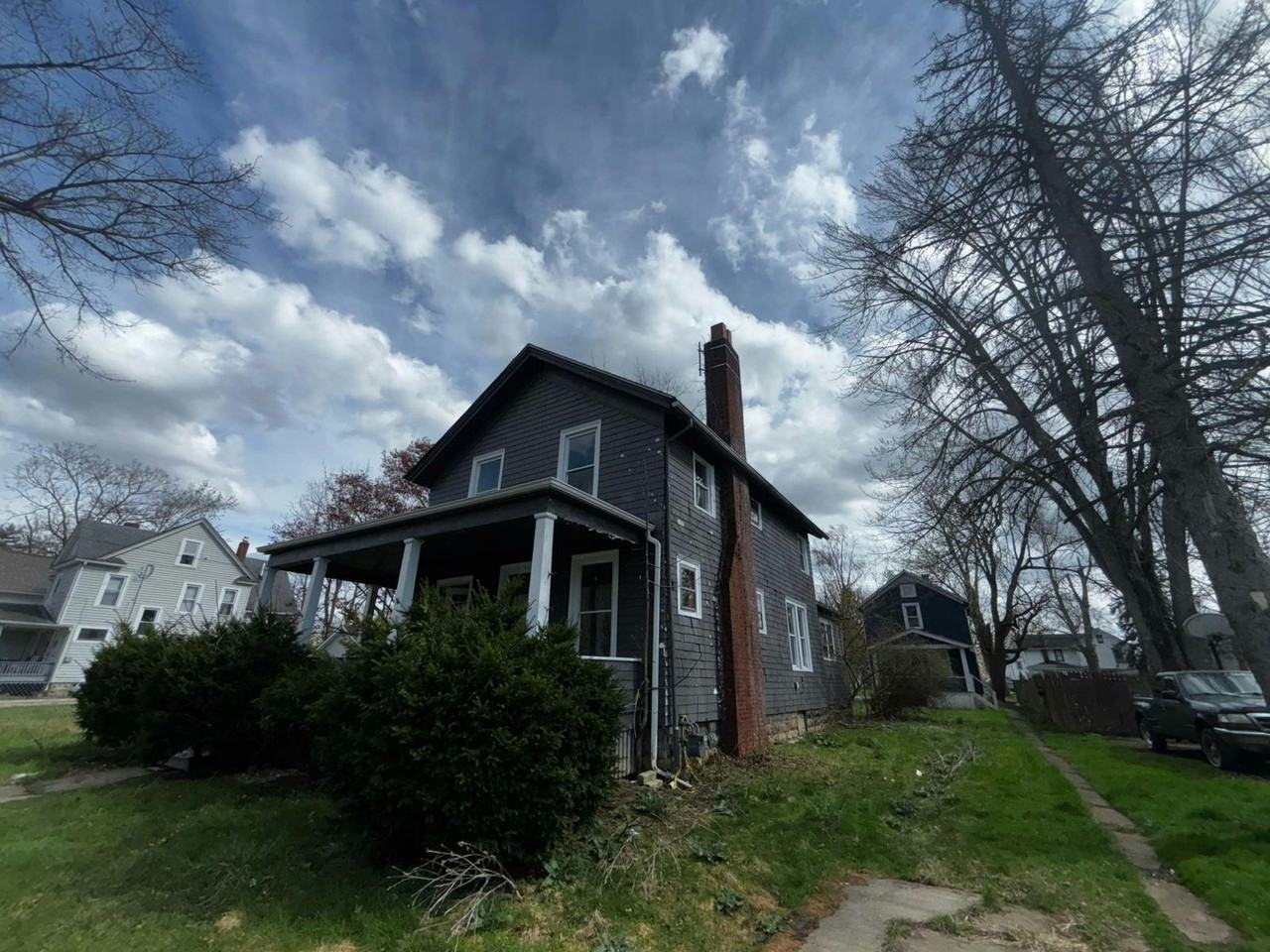 320 10th Street - Photo 7 of 27