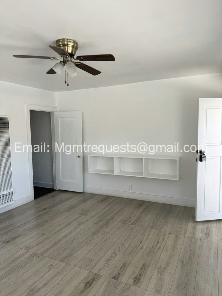 6212 Orchard Ave, Unit 6212 - Photo 4 of 12