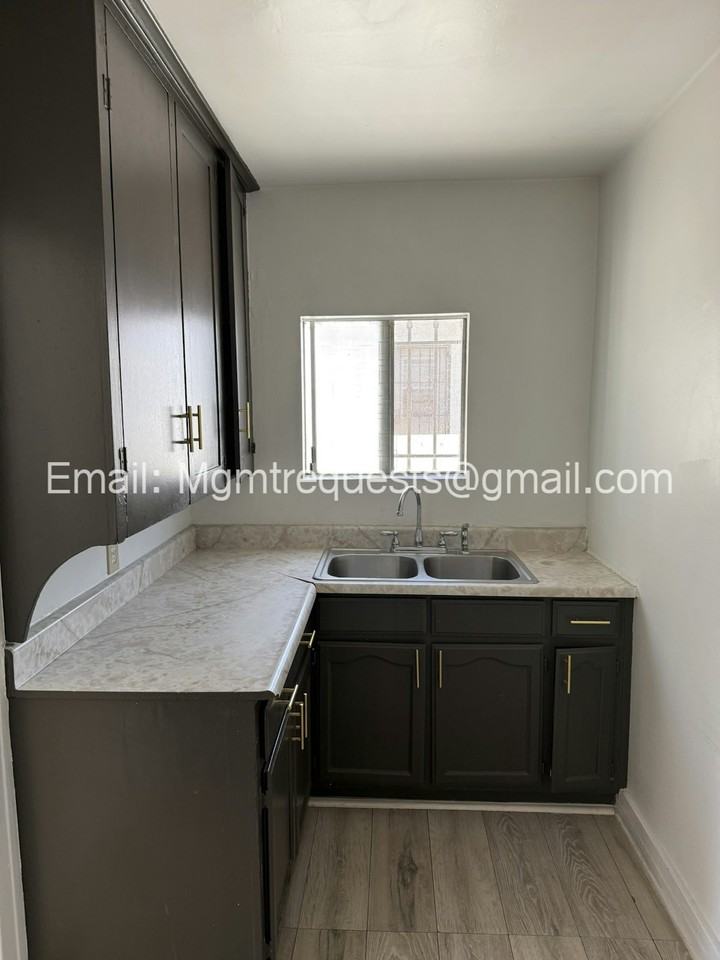 6212 Orchard Ave, Unit 6212 - Photo 5 of 12