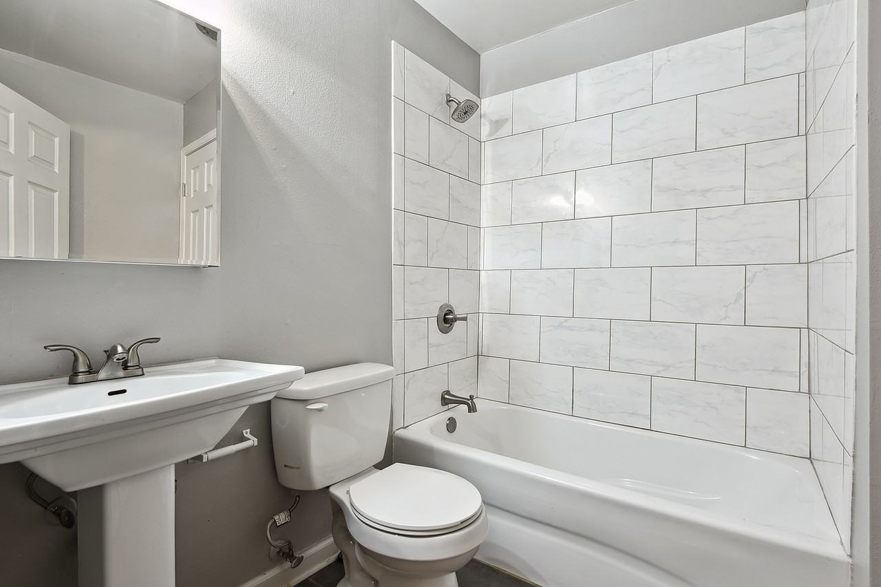 16944 Kenton Ave #1 - Photo 7 of 10