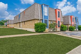 Vista Del Sol Apartments - Photo 1 of 1