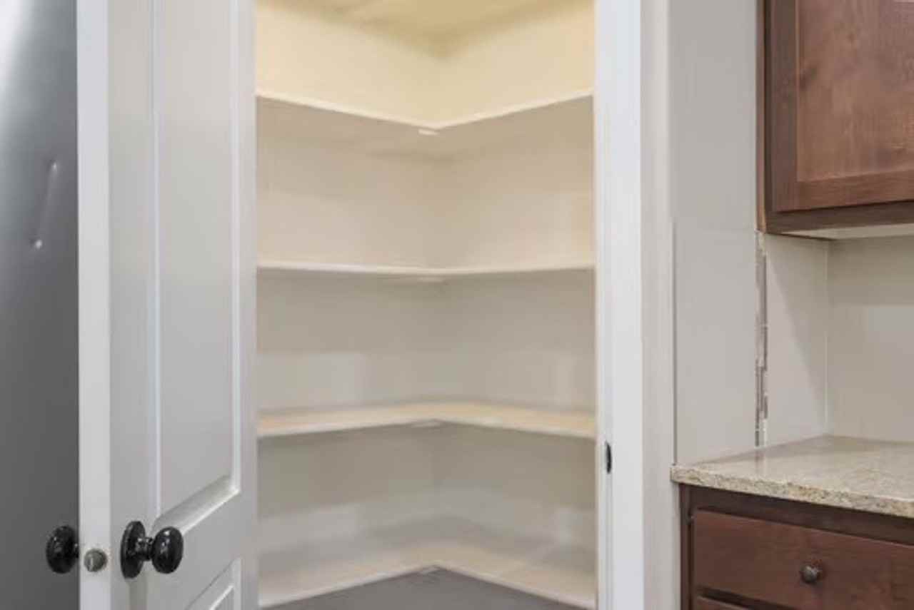 2605 Ne 131st Ct - Photo 7 of 16