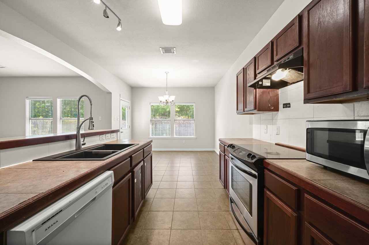 22898 Sabine Dr #1 - Photo 7 of 24