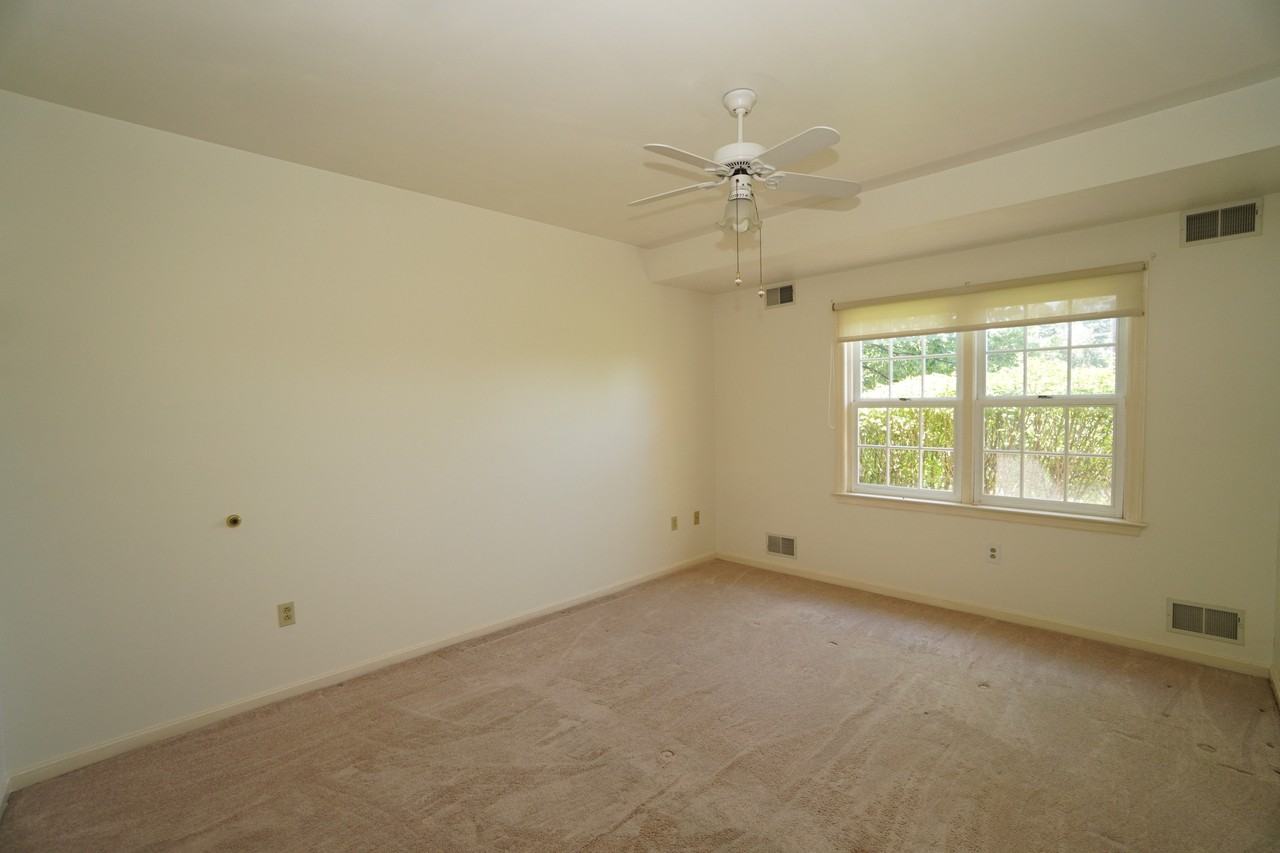 2445 Old Greentree Rd #1 - Photo 7 of 9