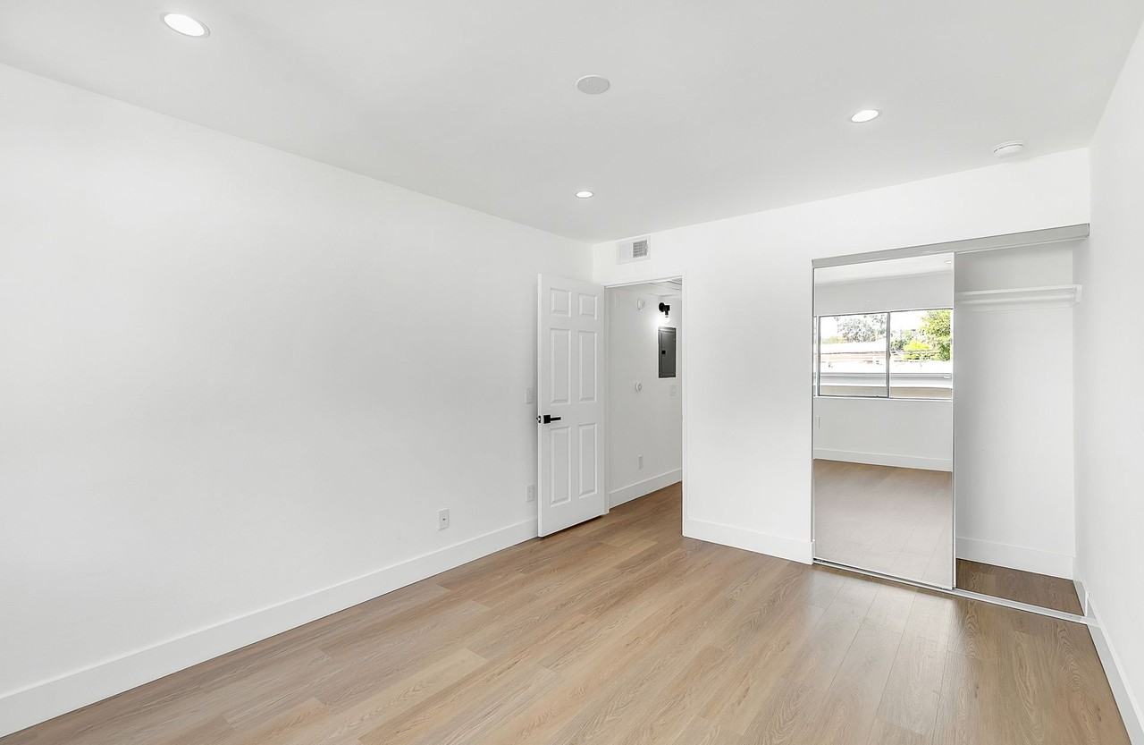 12420 Woodgreen St - Photo 6 of 27
