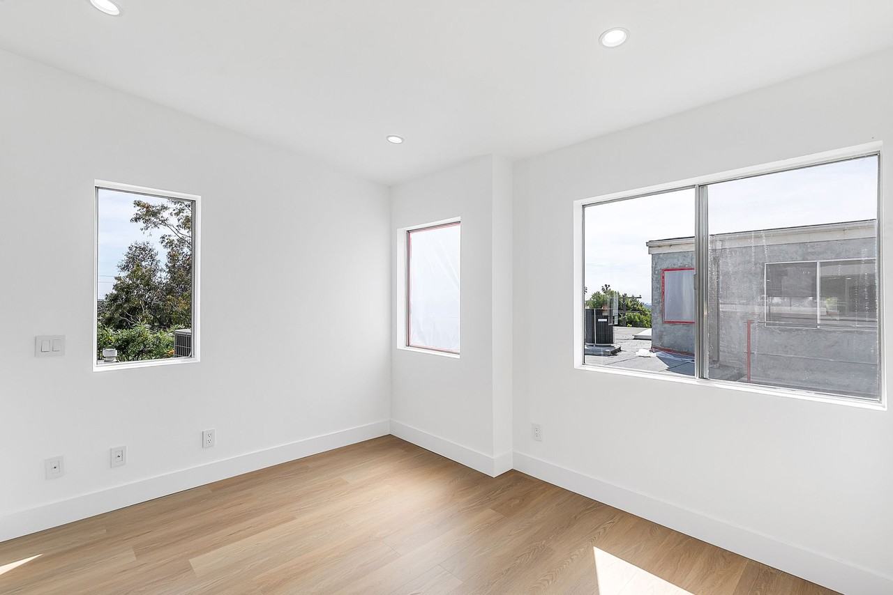 12420 Woodgreen St - Photo 7 of 27