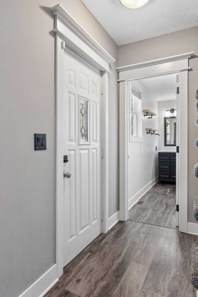 2814 N 204th St - Photo 3 of 24