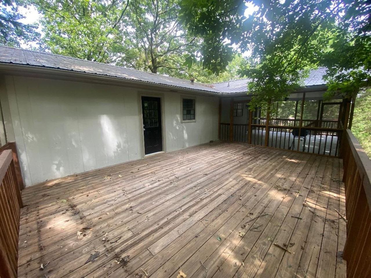 1305 Sun Cir - Photo 3 of 17
