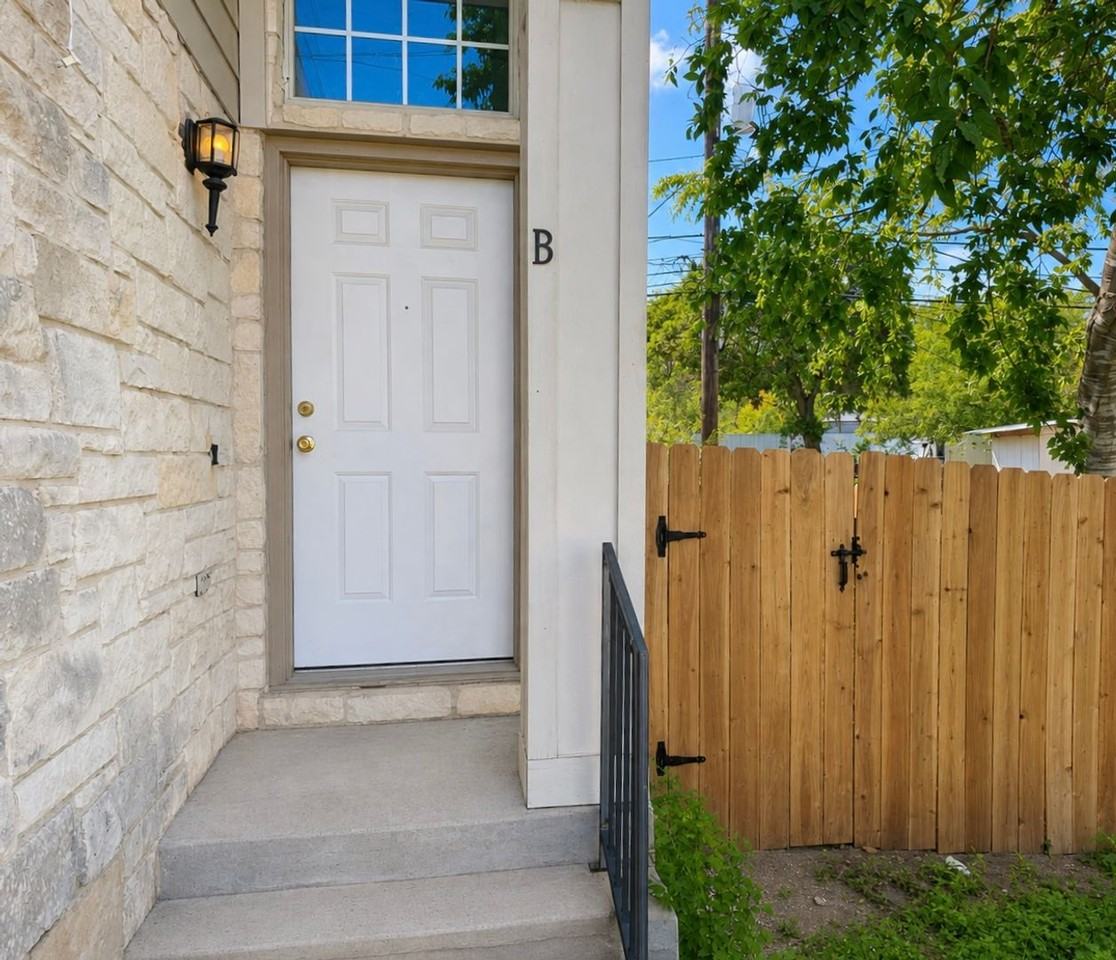 7206 Dan Jean Dr #B - Photo 5 of 29