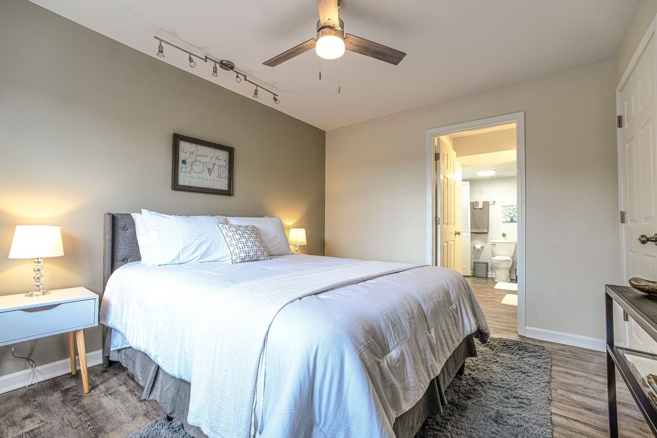 106 Topfield Rd #2 - Photo 3 of 11