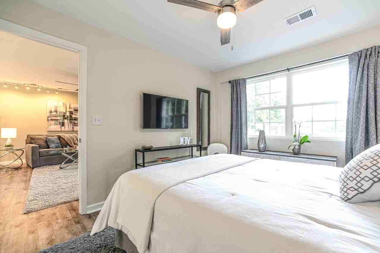 106 Topfield Rd #2 - Photo 4 of 11