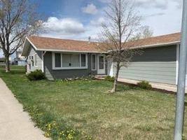 featured image of 400 Deerfield Ct #1