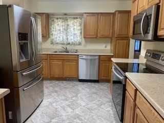 400 Deerfield Ct #1 - Photo 5 of 27