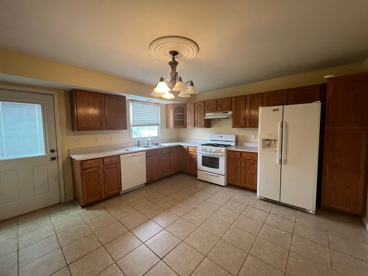 75 Gilliam Ct - Photo 5 of 7