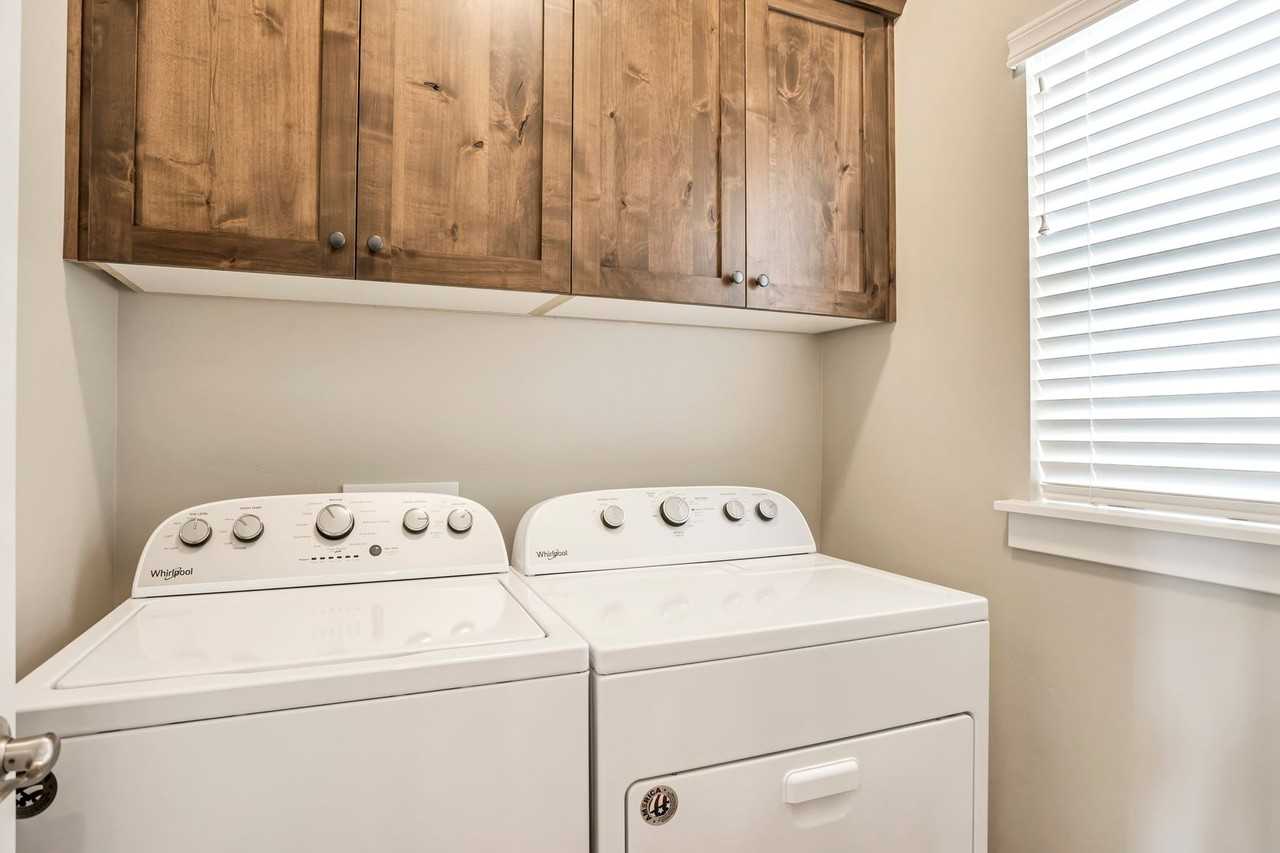 1683 E Aspen Loop - Photo 5 of 16