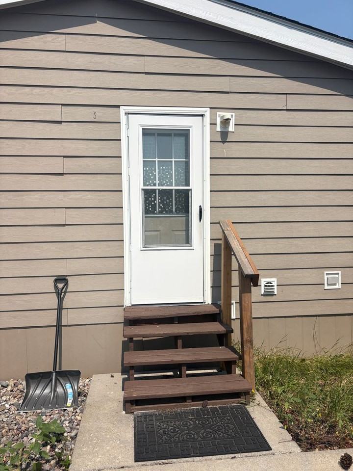 2703 Olivine St - Photo 2 of 16