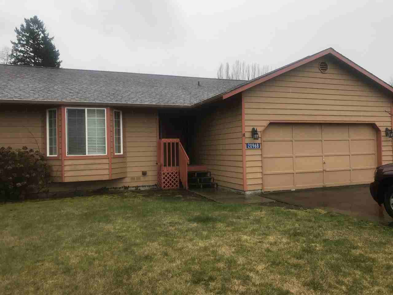 20968 Travis Ln - Photo 2 of 24