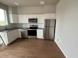 featured image of 2518 Meridian St