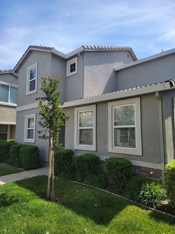 3616 Sardinia Island Way - Photo 2 of 24