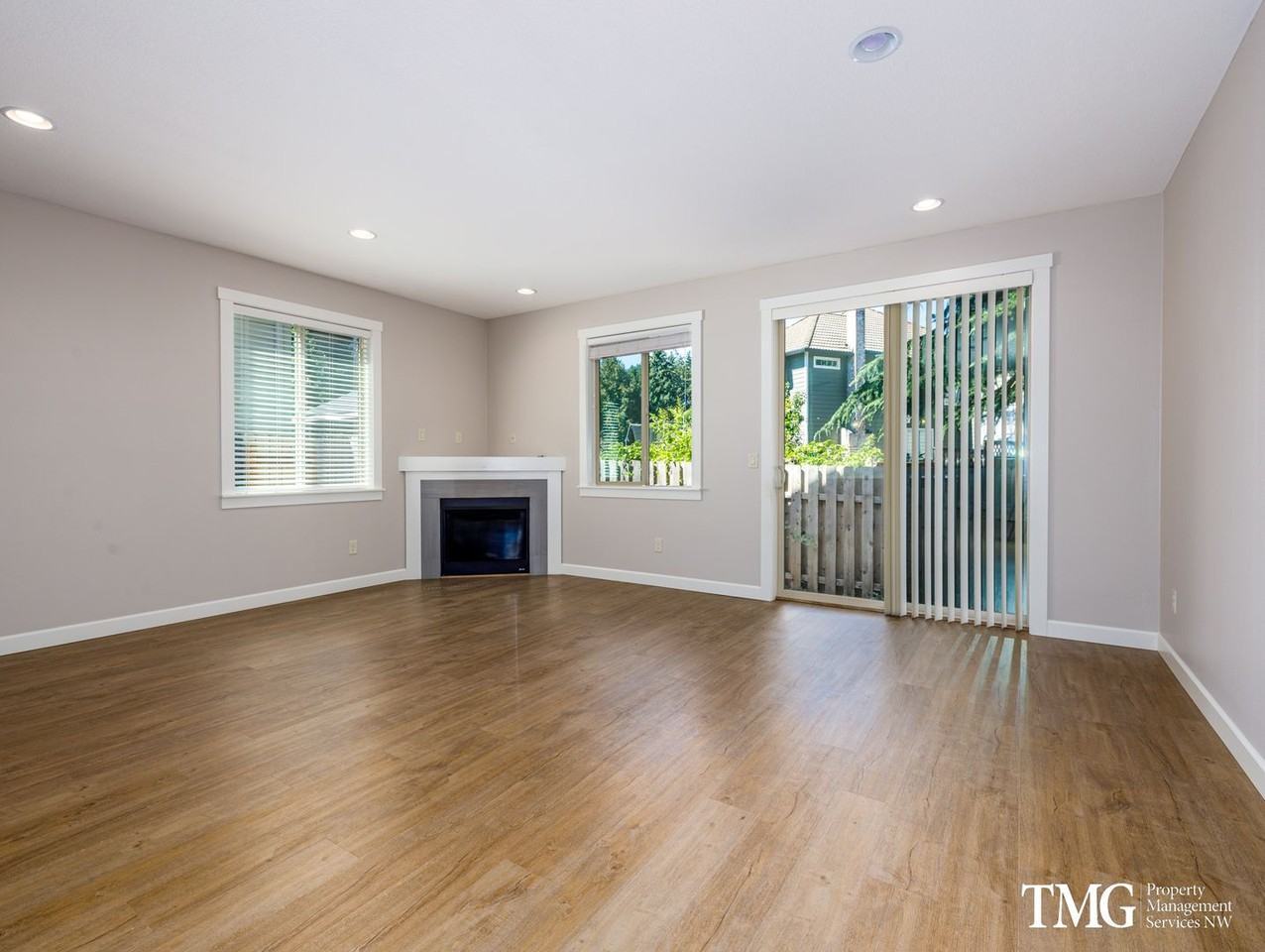 2708 Ne 131st Ave - Photo 4 of 11