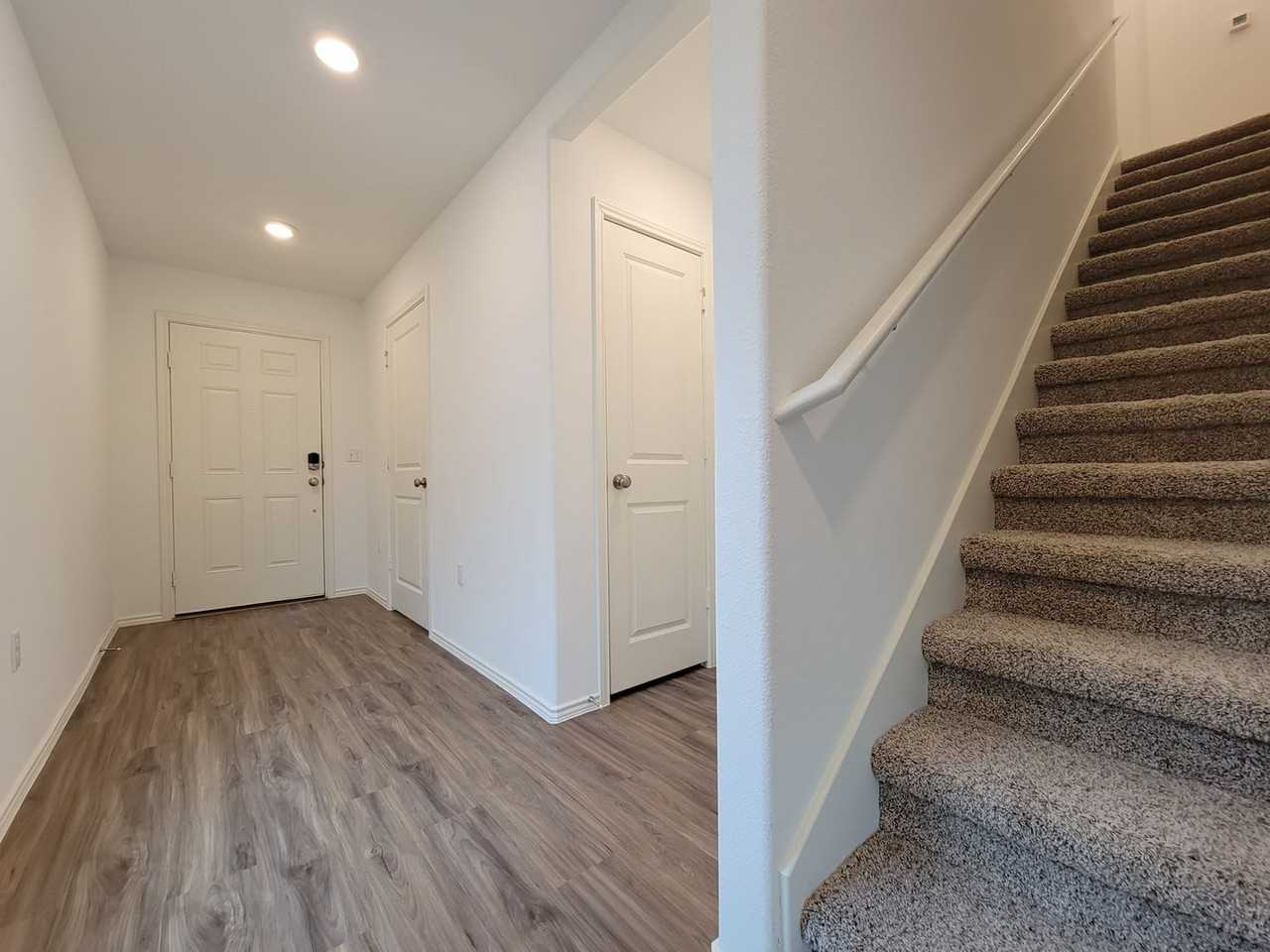 12109 Short Leaf Path - Photo 2 of 33