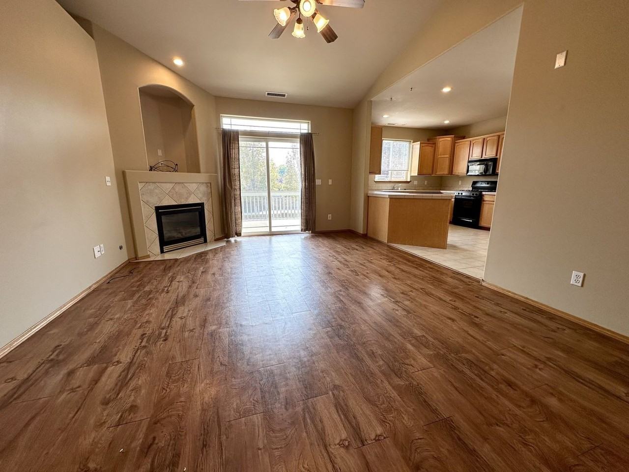3506 Waterford St - Photo 6 of 26