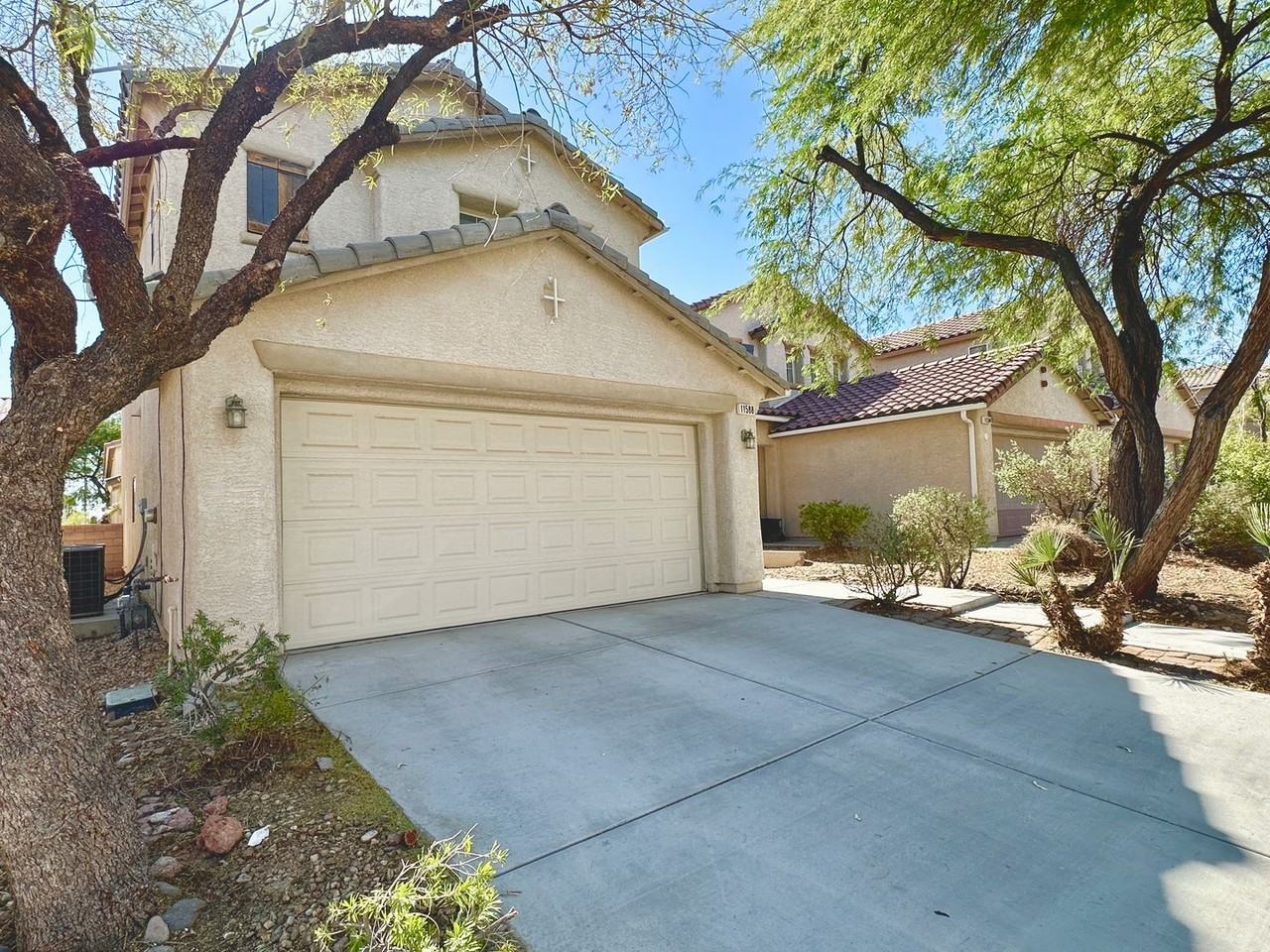 11588 Vesuvio Ct - Photo 2 of 25