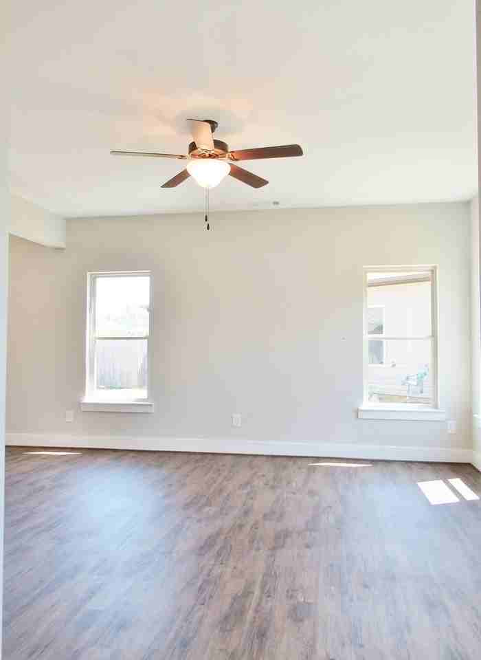 6470 Cheshire Cove Dr - Photo 3 of 21