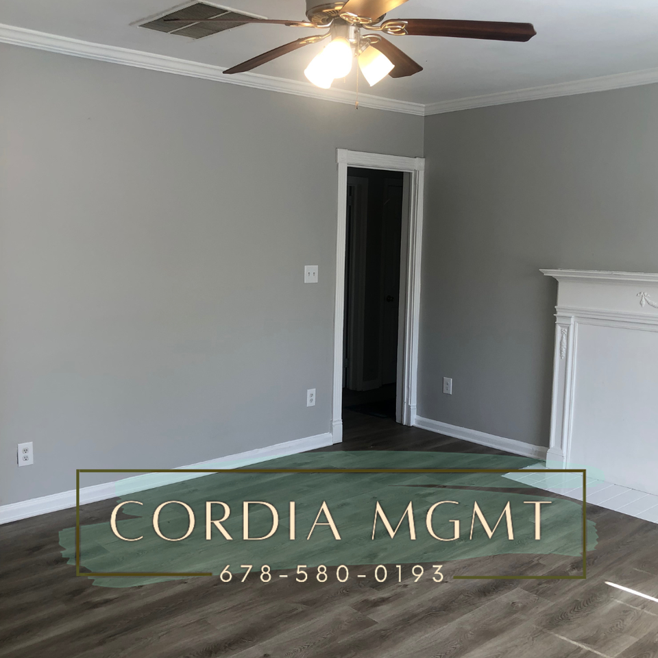 1742 Brewer Blvd Sw - Photo 2 of 13