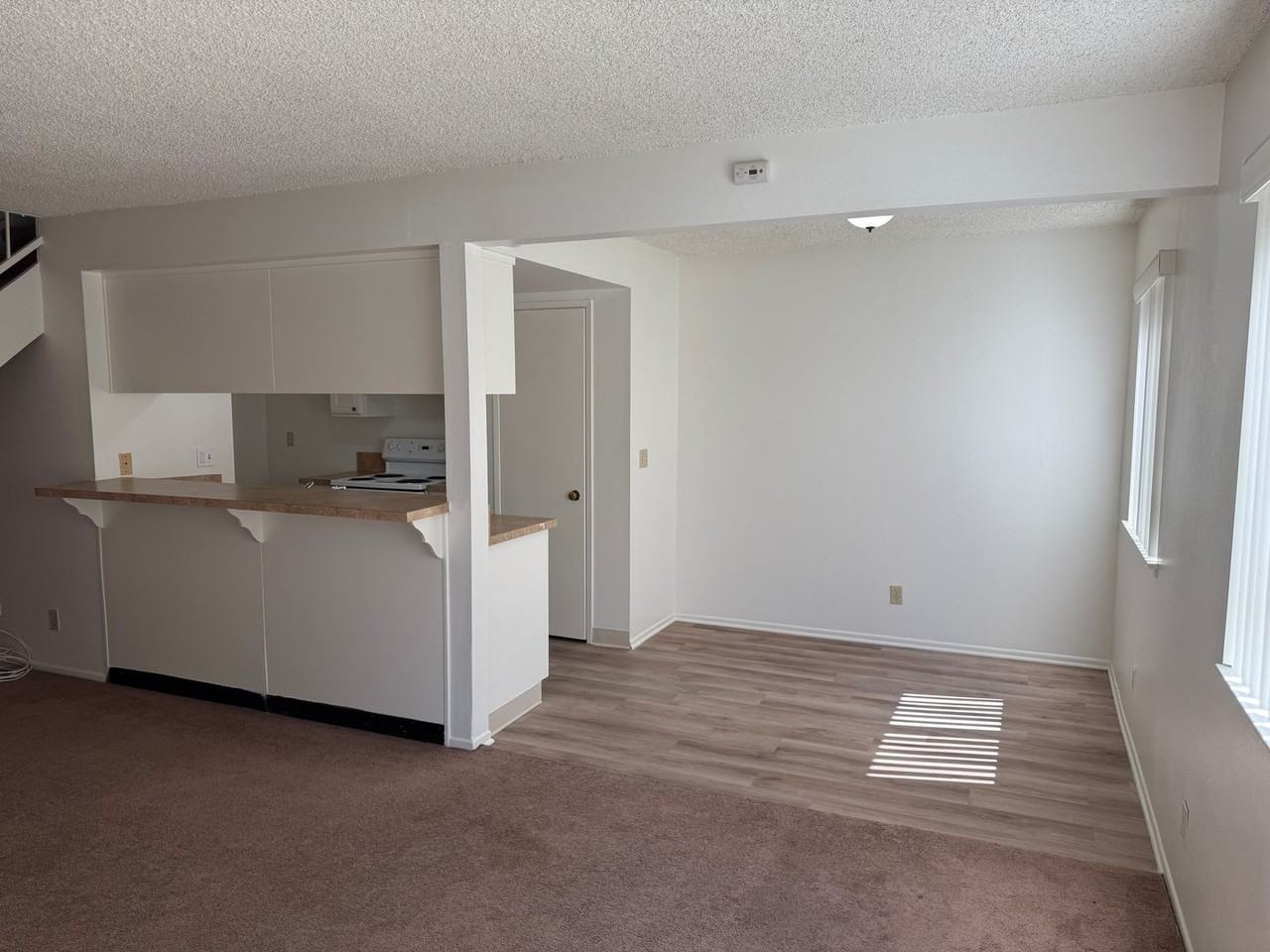 752 W Hemlock St - Photo 5 of 15