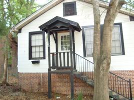 featured image of 105 N Meridian St