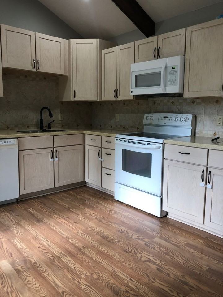 307 Prospect Dr - Photo 4 of 12