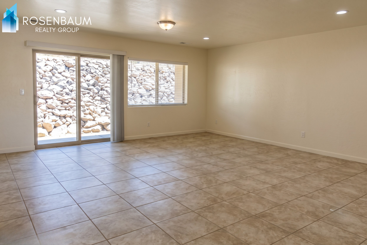 9585 E Magma Dr #2 - Photo 4 of 4