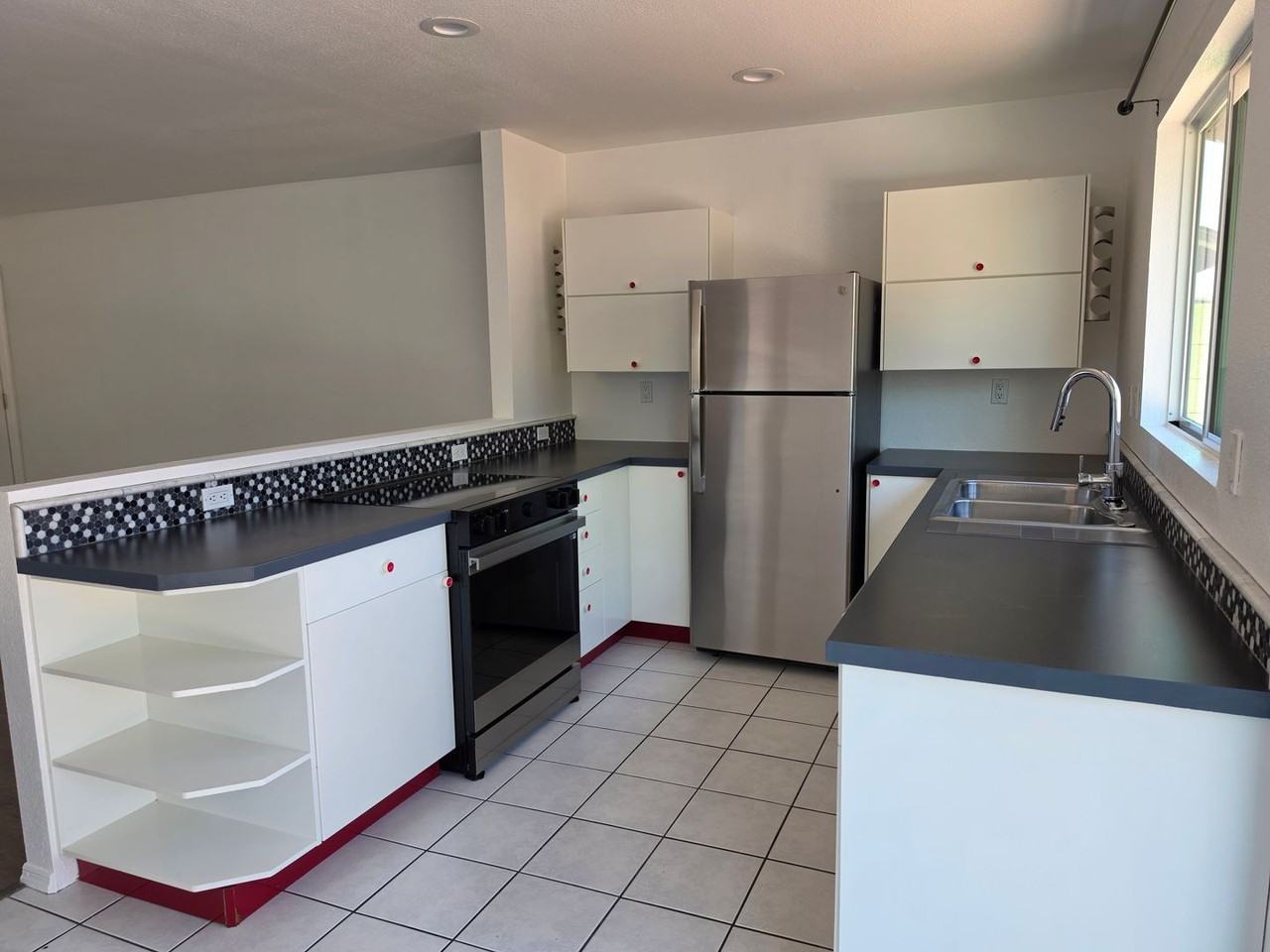 1506 E Palmdale Dr - Photo 6 of 31