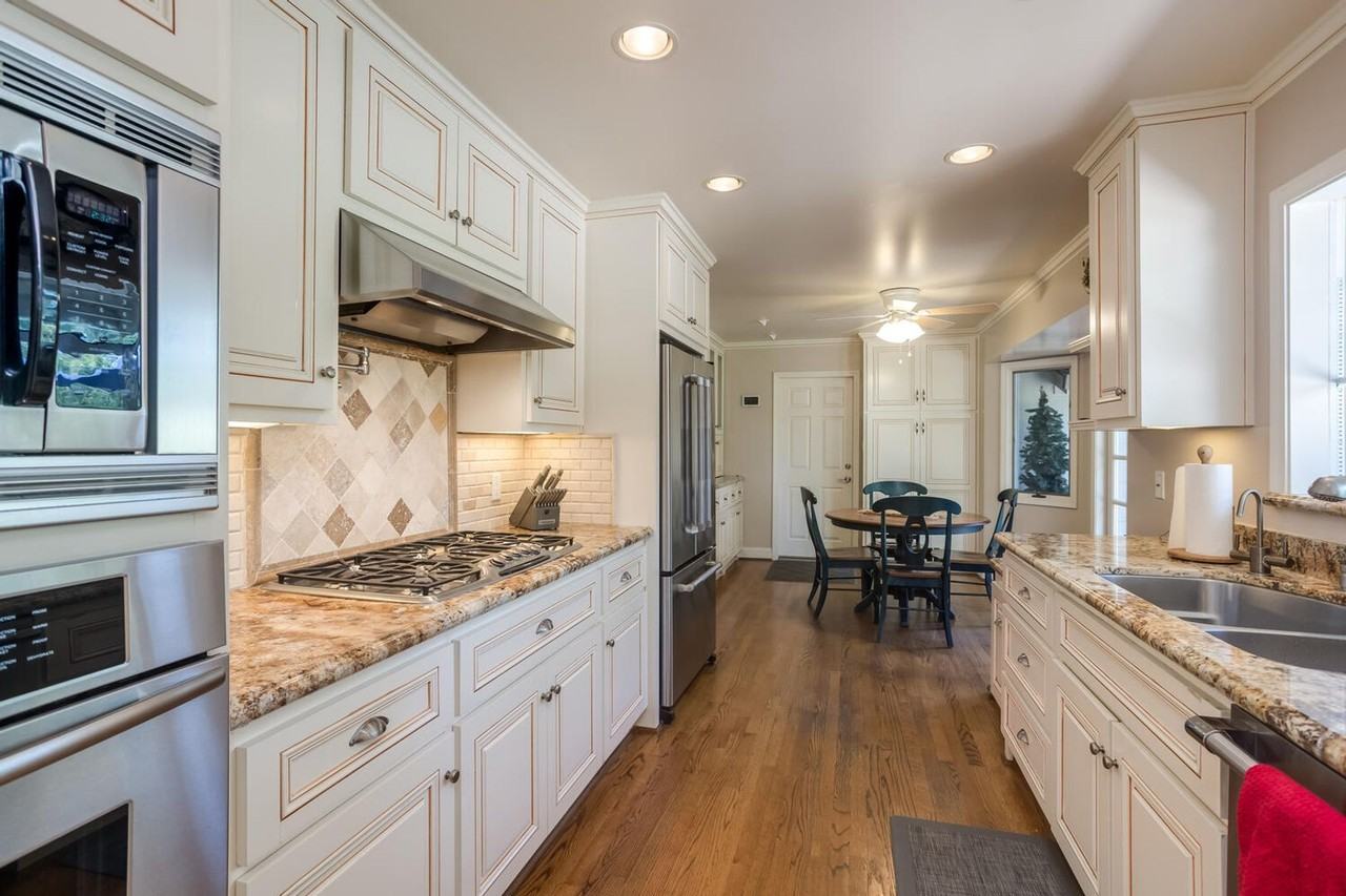 1176 Koch Ln - Photo 4 of 23
