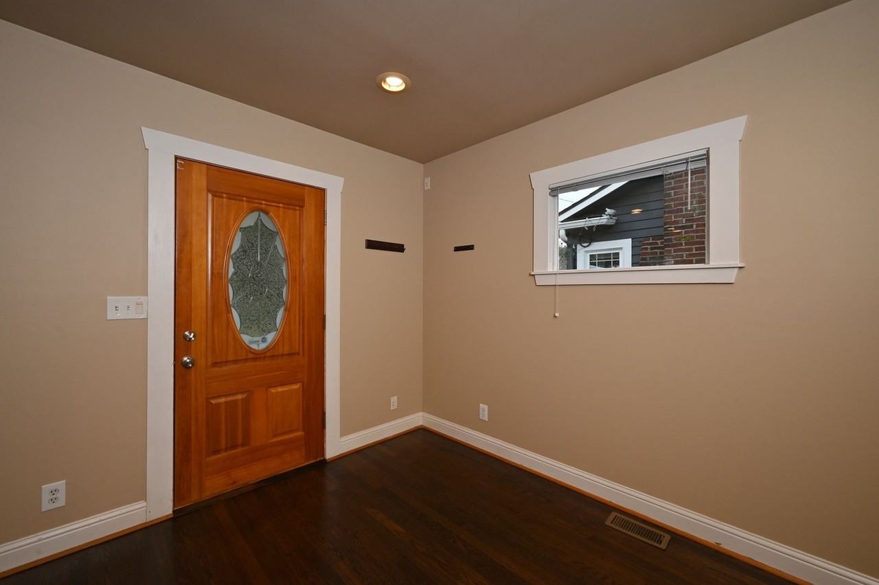 758 N 66th St - Photo 3 of 44