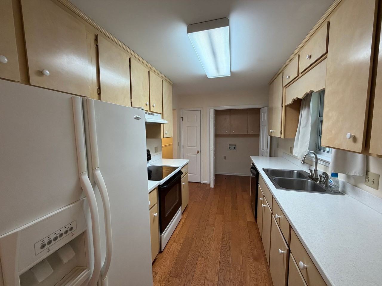 501 Pine St - Photo 6 of 24