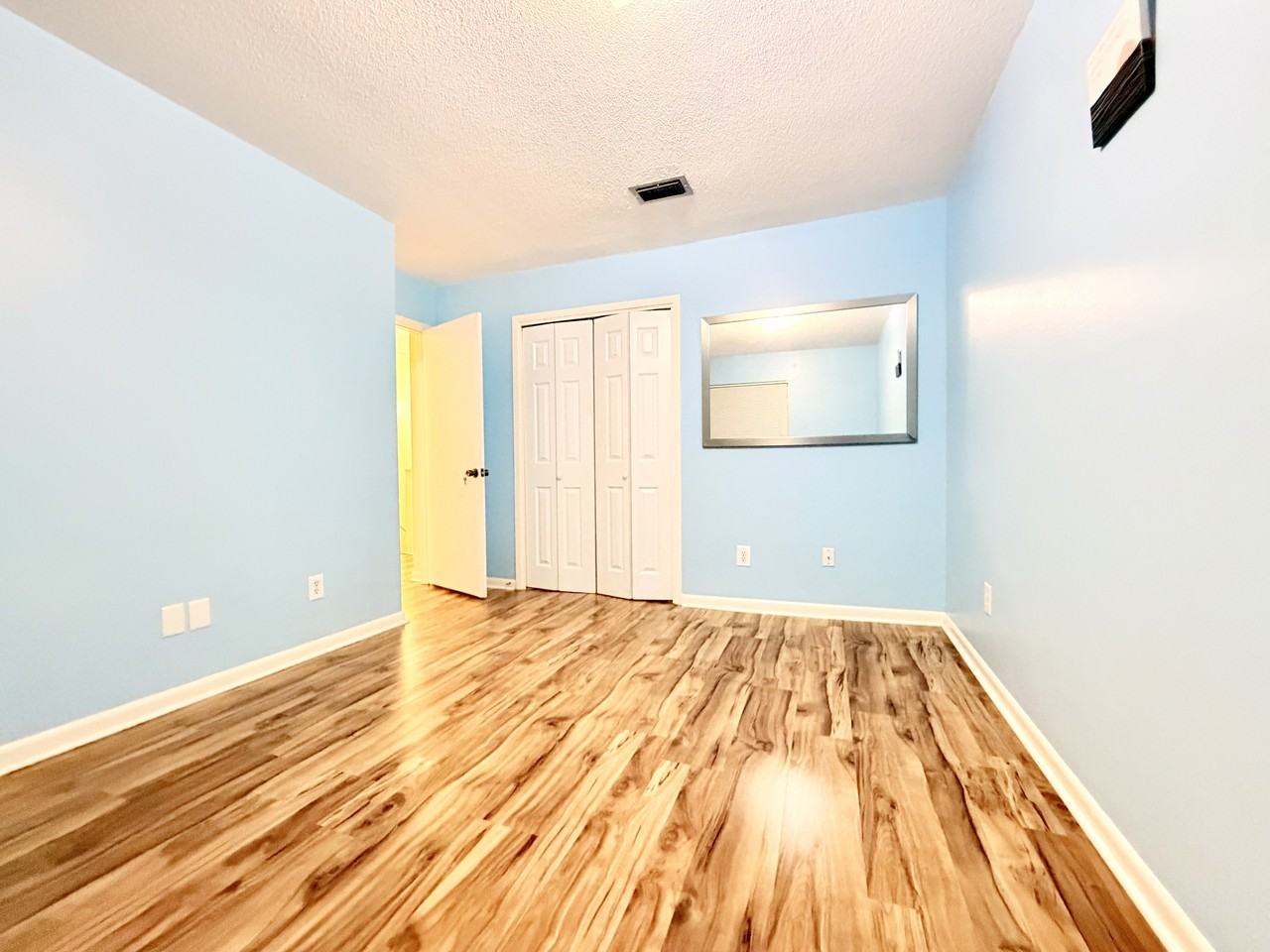 41 12th St #1 - Photo 2 of 12