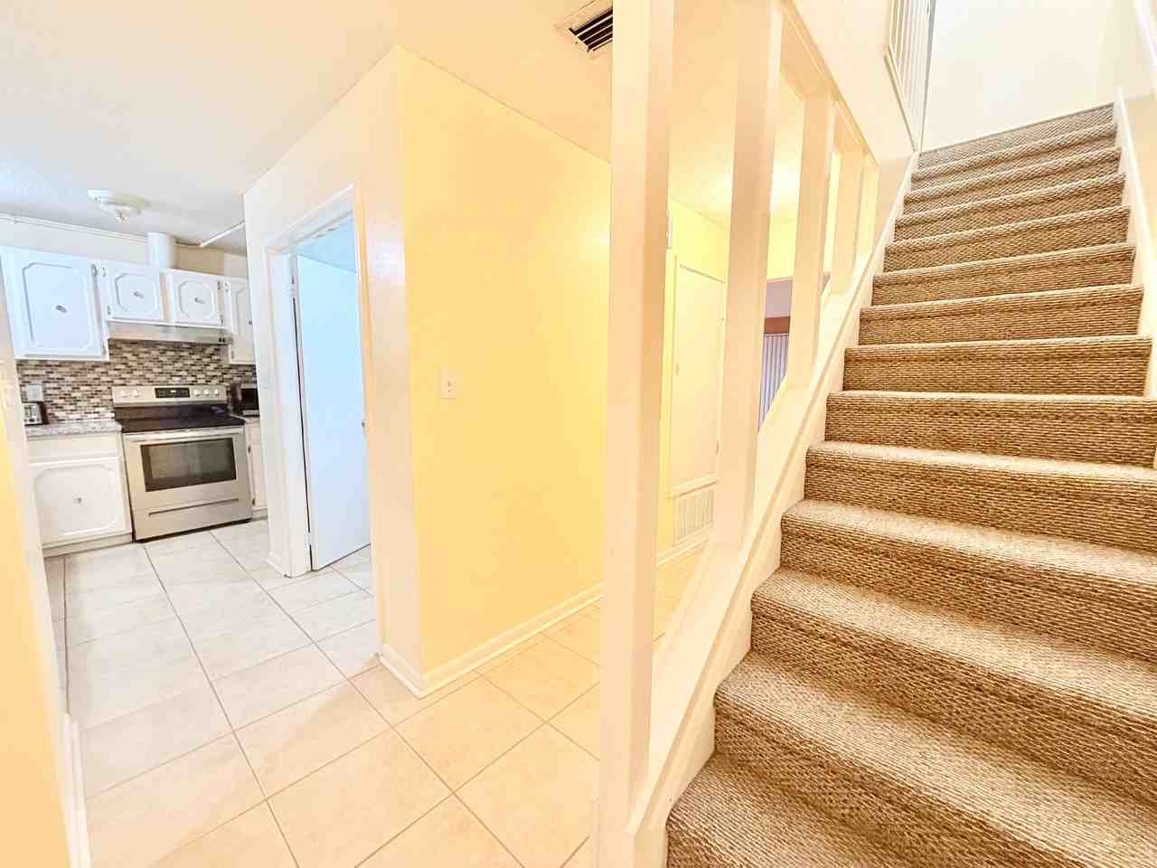 41 12th St #1 - Photo 6 of 12