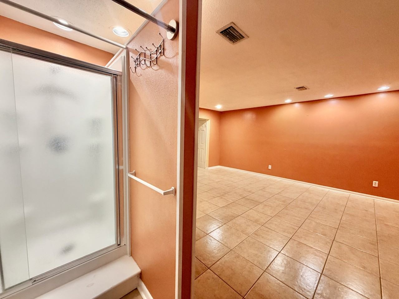 41 12th St #1 - Photo 7 of 17