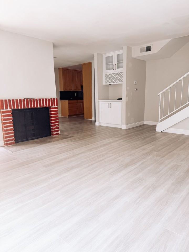 3476 Del Amo Blvd - Photo 6 of 27