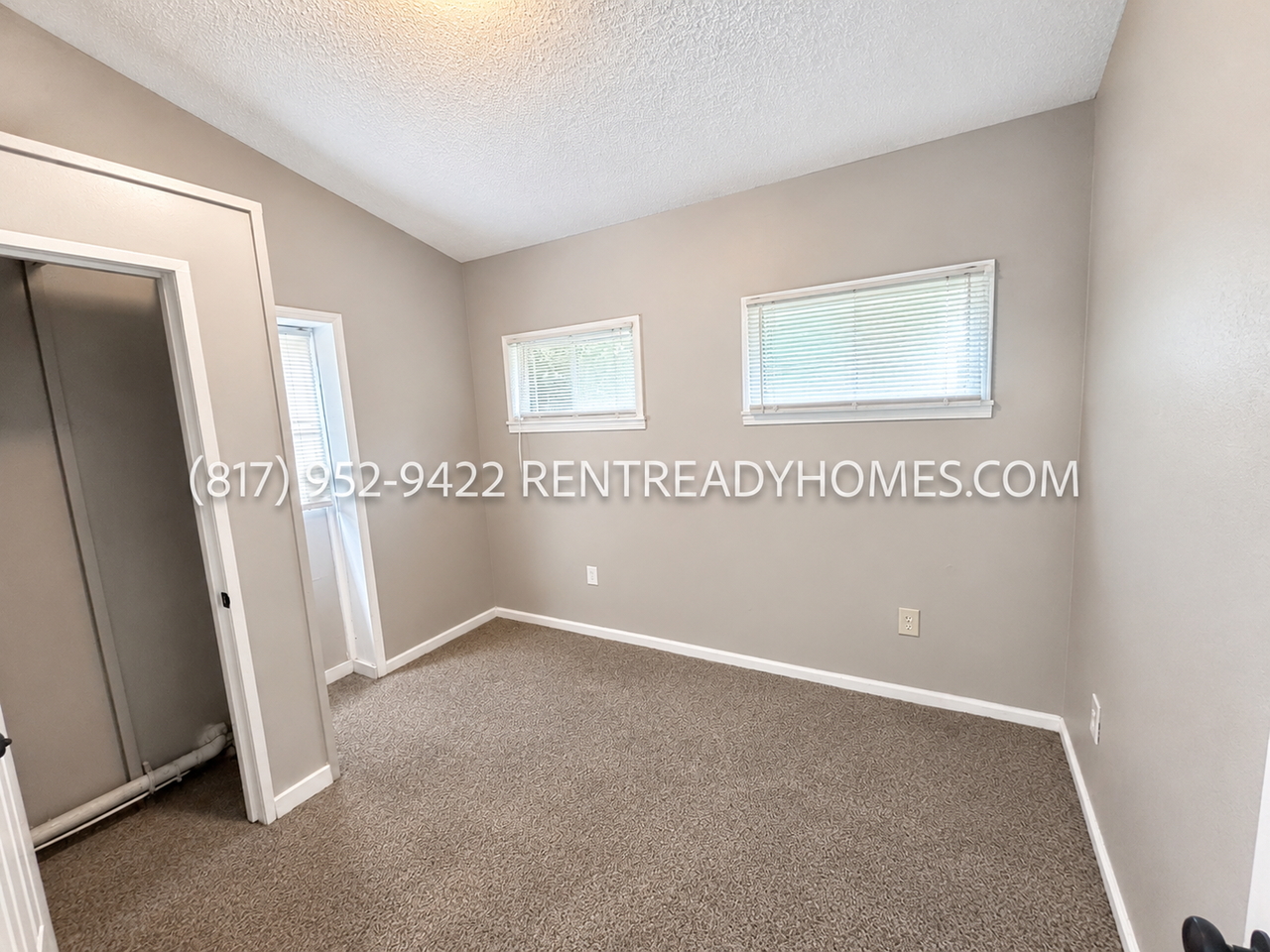 501 Henson St - Photo 6 of 9