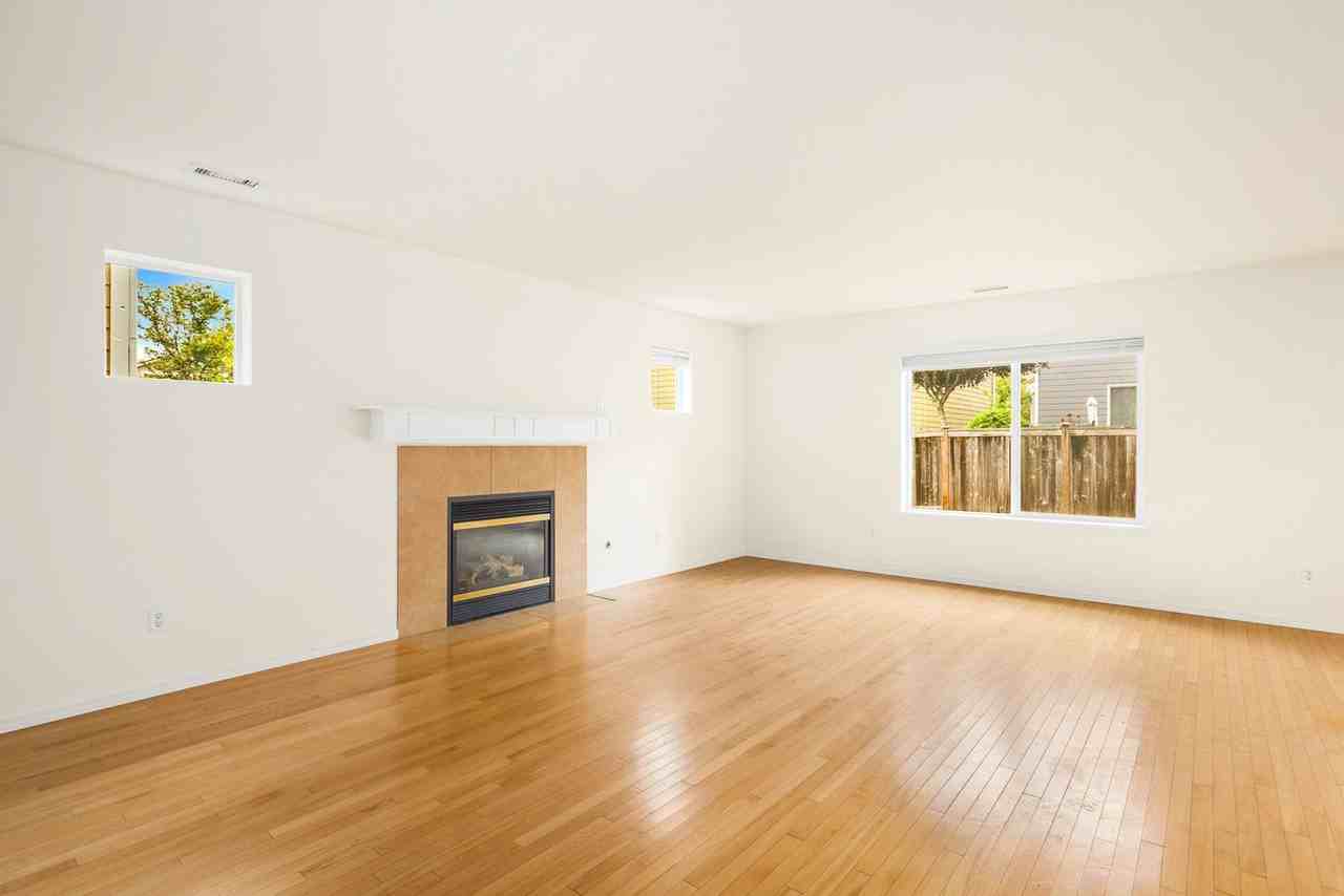16426 Se 263rd St - Photo 5 of 28