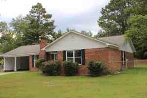 featured image of 3726 Crest Dr
