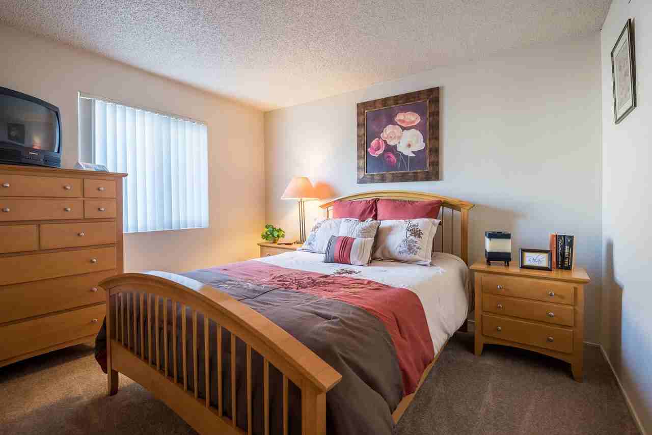 Park Knolls Apartments - Photo 3 of 7