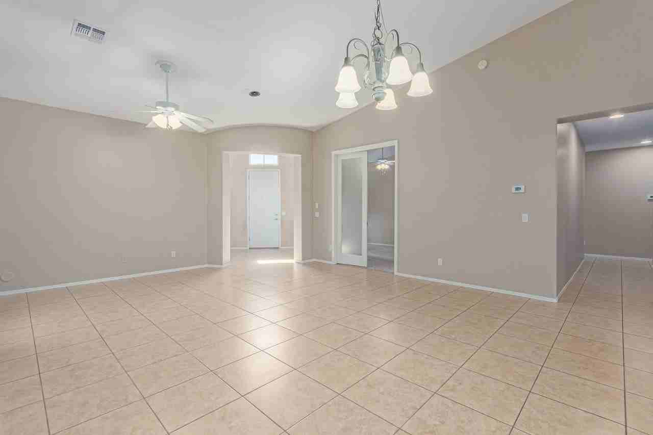 2206 W Fawn Dr - Photo 6 of 34