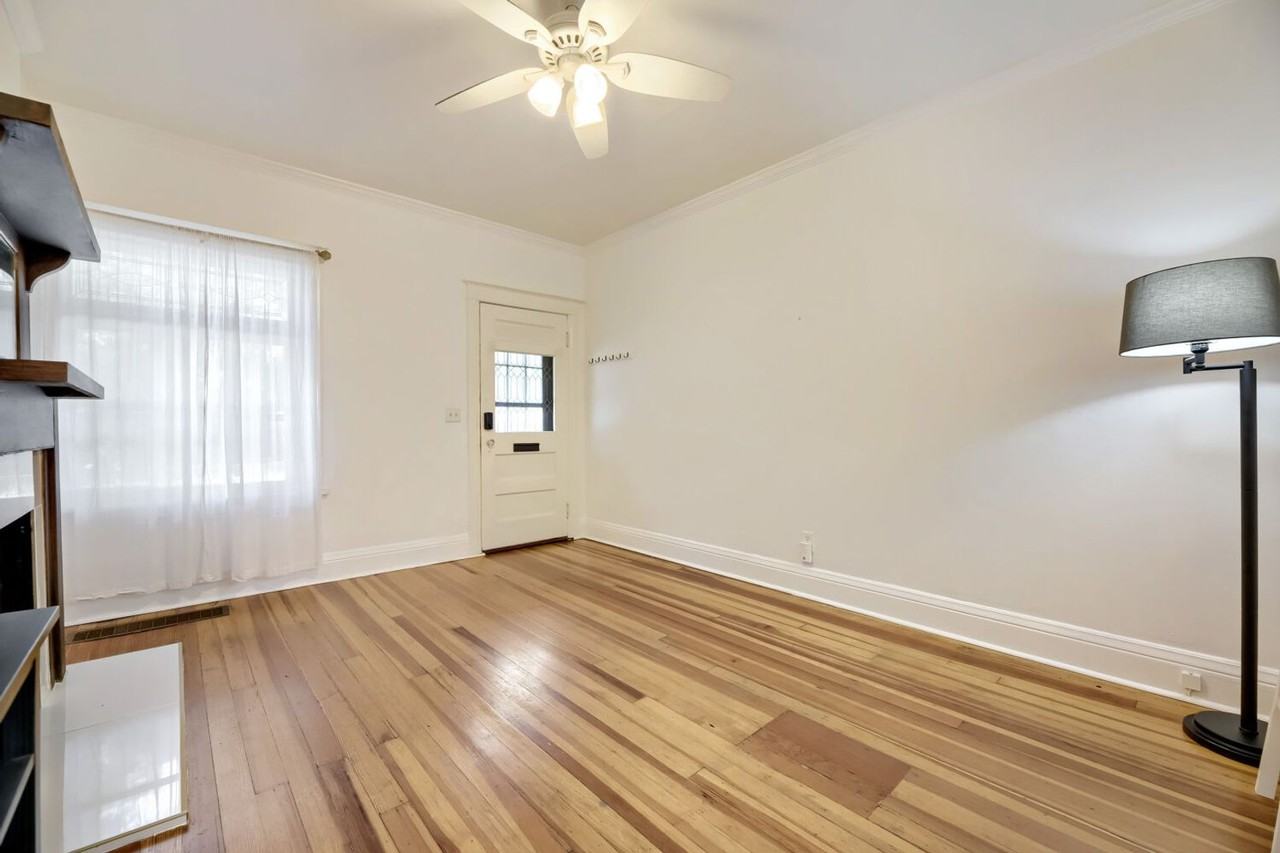 135 E Exposition Ave - Photo 3 of 13
