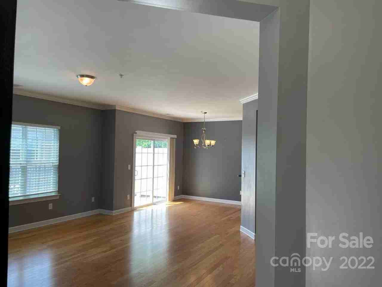 14639 Juventus St - Photo 4 of 22