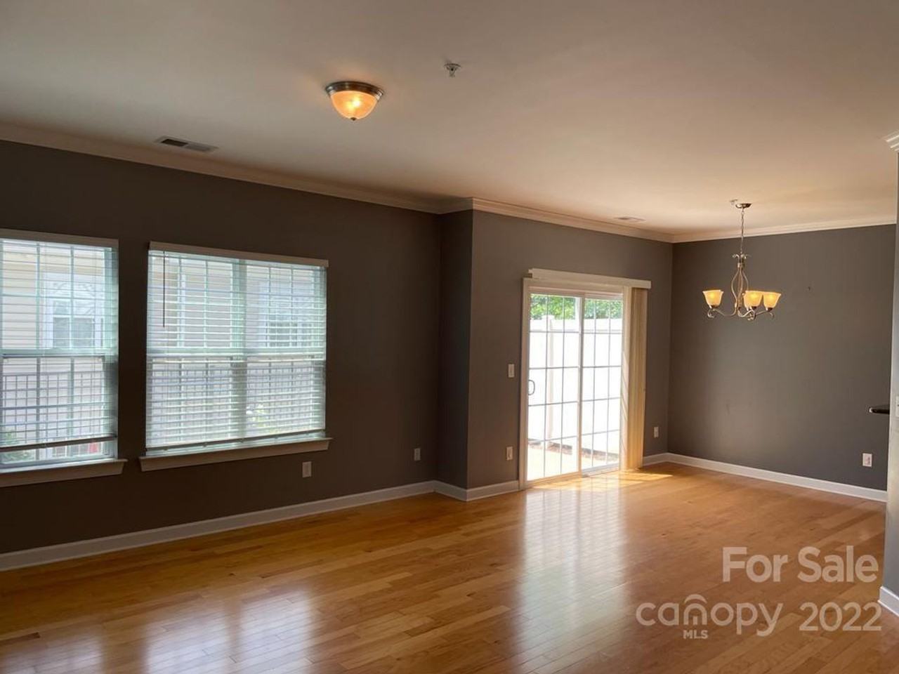 14639 Juventus St - Photo 6 of 22